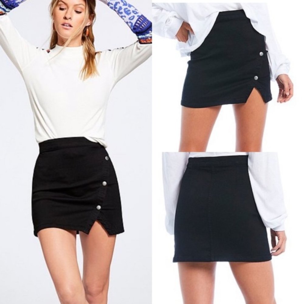 NWT Free People black snap skirt